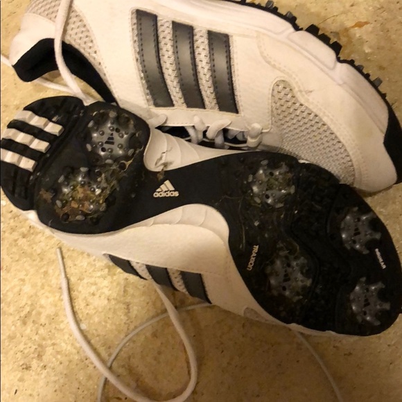 Adidas white and silver traxion cleats size 4 - Picture 5 of 6